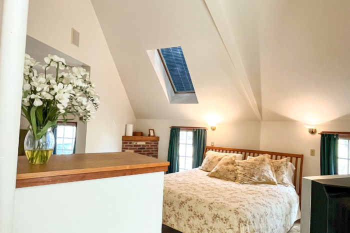 Studio Suite #13 offers a king bedroom, Jacuzzi tub and with five windows