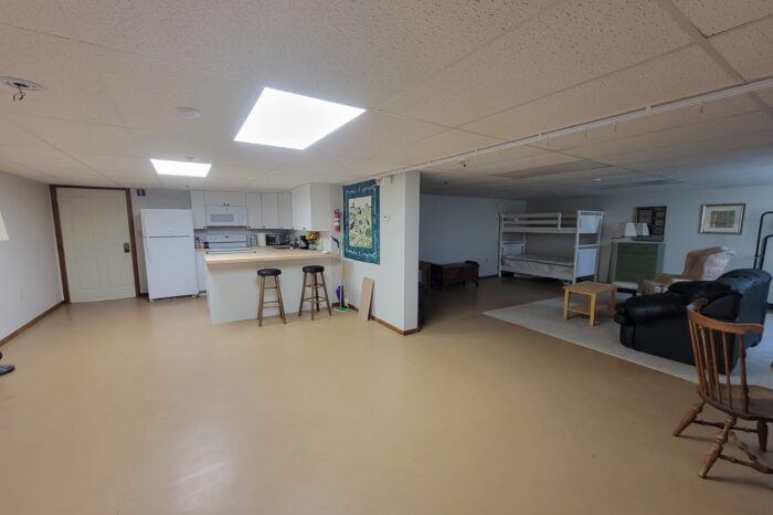 Room View Home on the Connecticut